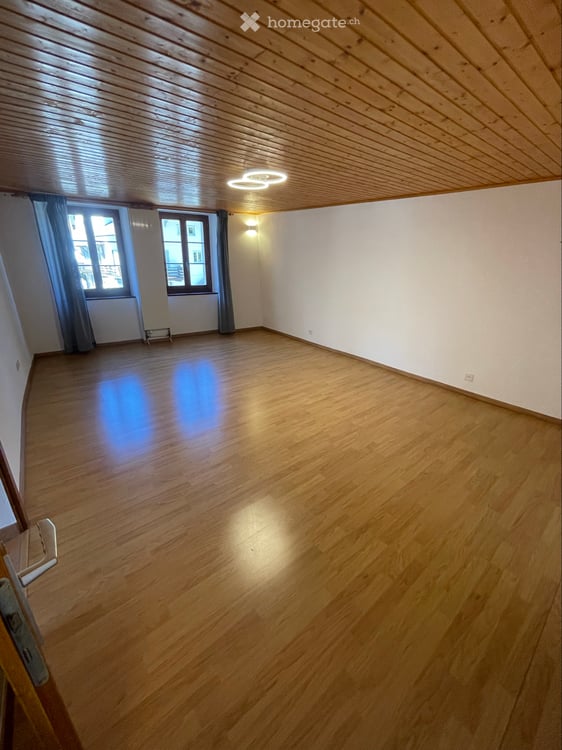 Appartement 2,5 pièces à louer à Bex 1