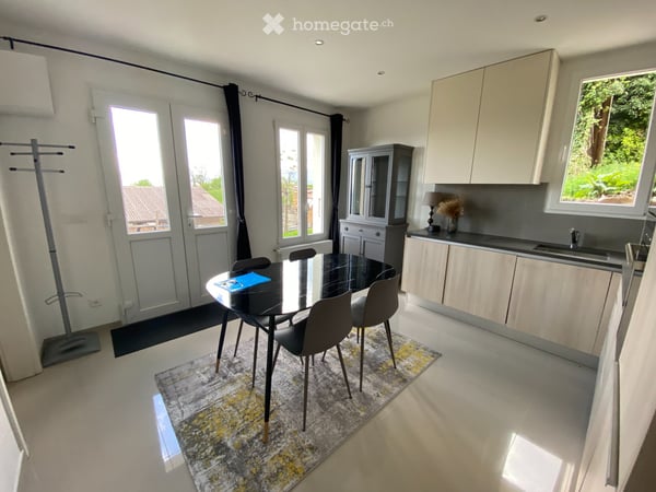 Grand appartement 2.5 pièces 3
