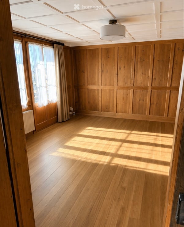 Renovierte 2.5-Zimmer-Wohnung in Berner Bauernhaus 1