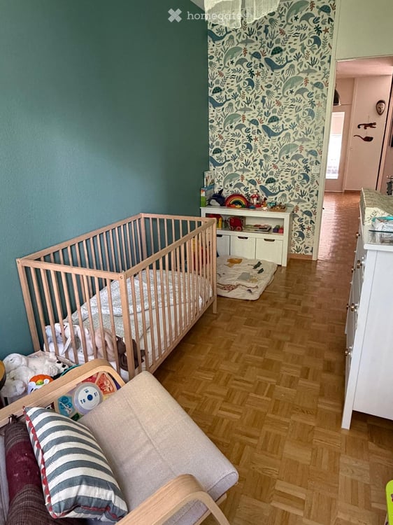 À louer  Bel appartement de 6 pièces avec balcon et garage 2