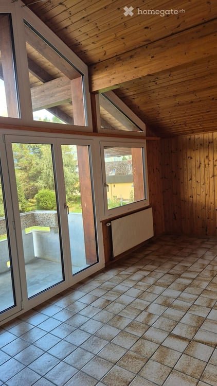 Spacieux appartement 3.5 pces au 1er étage sous les combles 2