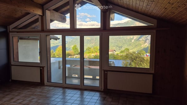 Spacieux appartement 3.5 pces au 1er étage sous les combles 3