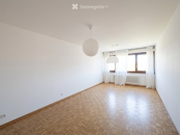 Urgent - Appartement 2pcs à chatelaine + parking intérieur 1