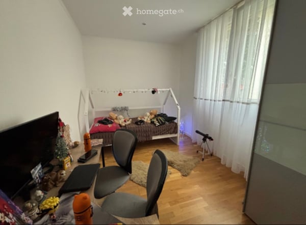 Appartement spacieux de 4.5 pièces au rez 4