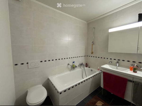 Appartement spacieux de 4.5 pièces au rez 3