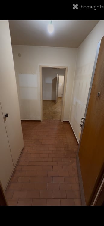 SOUS-LOCATION 2 Mois Servette 1