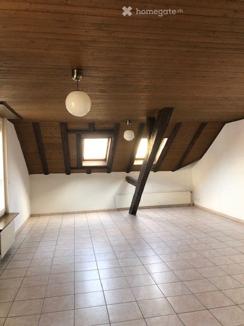 Bel appartement mansardé 2.5 pièces à Bienne 3