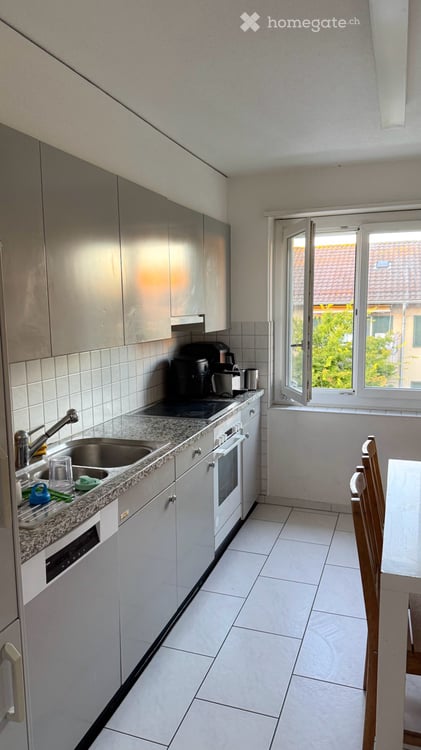 Zimmer in einer 5.5-Zimmer-Wohnung in Dübendorf zu vermieten 3