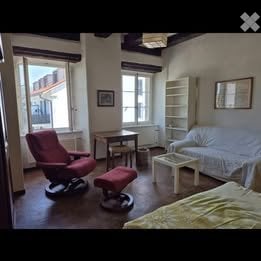 Chambre meublée à louer à Fontaines 2