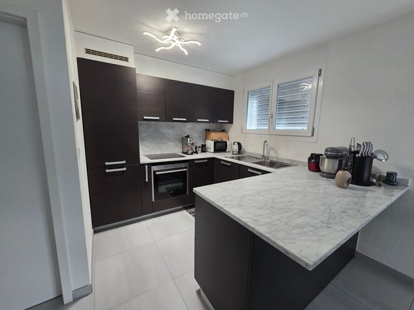Appartement 4.5pces à louer à Collonges 3