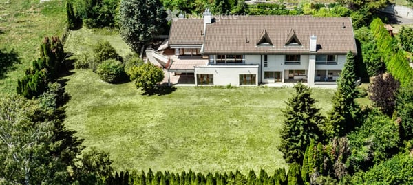 Prestigious Estate with Panoramic Lake Views Chardonne 5
