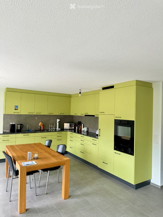 WG-Zimmer (2er-WG) in heller, moderner Wohnung (Nähe Spiez) 2