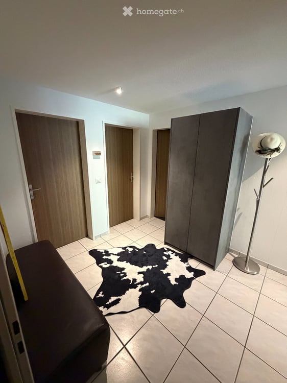An begehrter Lage: Unterbäch 3.5 Zimmerwohnung zu vermieten 5