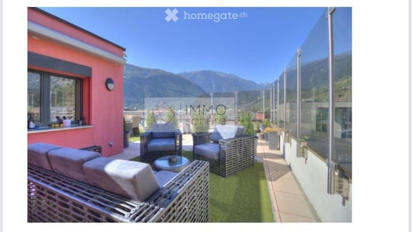 Attique  (Charges comprises)   / Bureau / Loft / Appartement 2