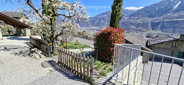 Petite maison meublée 2.5 pièces avec jardin et vue - Vaas 1