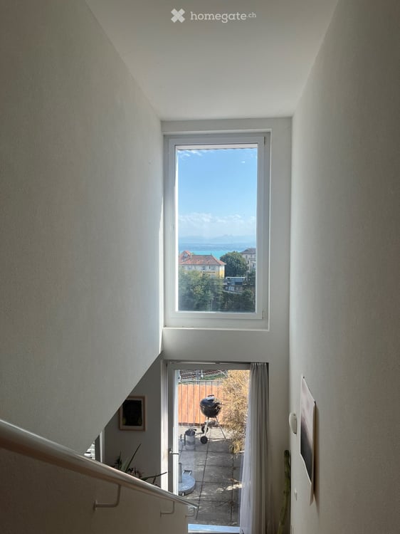 Duplex lumineux de 1.5 pièces, disponible au 15 décembre. 2
