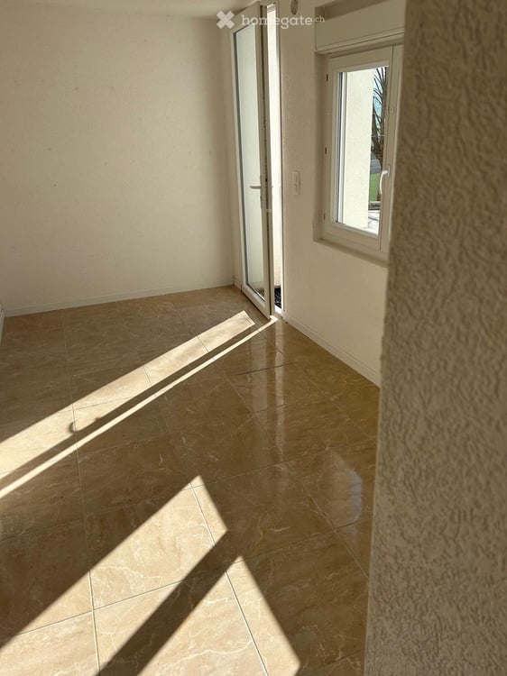 Appartement 4 pièces avec terrasse et jardinet Courtedoux 4