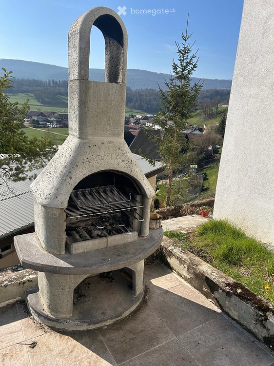 Appartement 4 pièces avec terrasse et jardinet Courtedoux 3