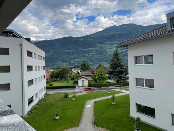 Appartement 1.5 pièces avec grand balcon / vue sur montagnes 1