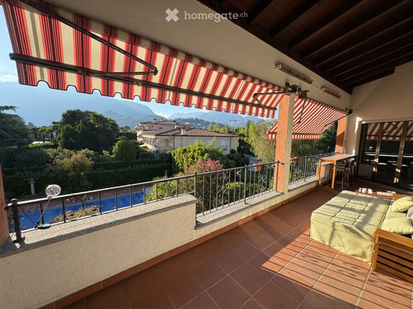 5,5 locali  140 m²  piscina  2 posteggi  200 m dal lago 1