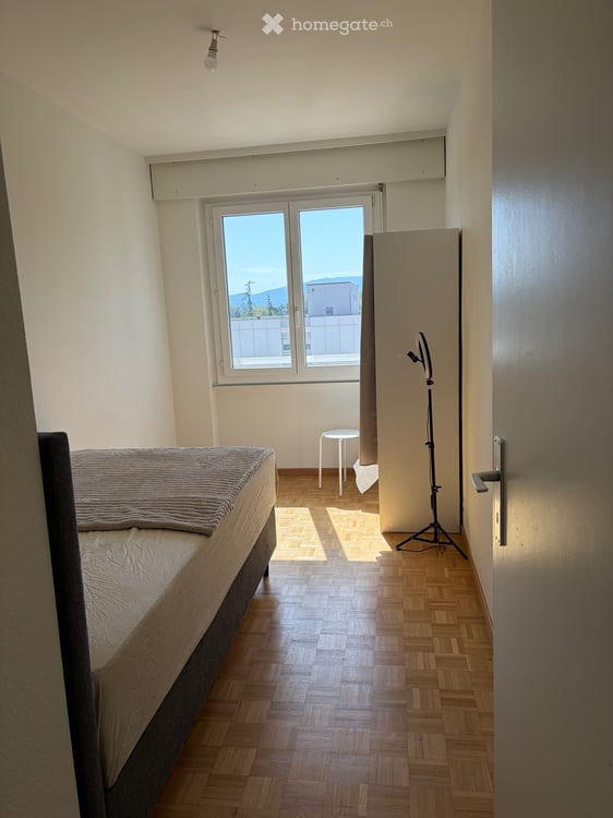 Chambre meublée à louer à Versoix, charges et Wi-Fi compris 2