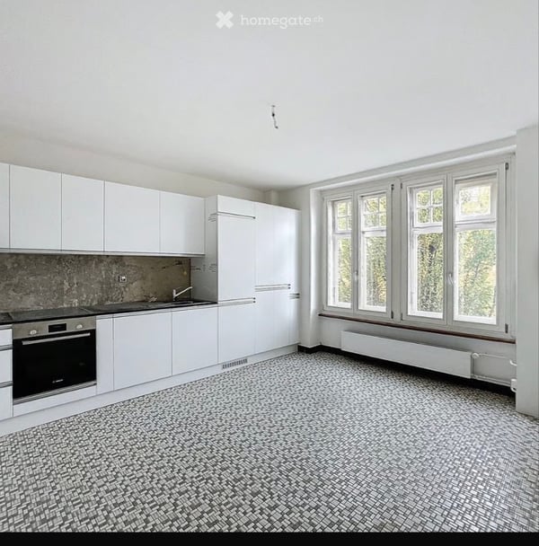 Bel appartement  avec cuisine neuve et balcon 1