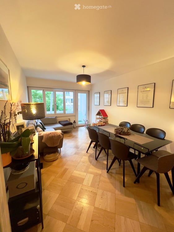 Appartement de 3.5p. traversant avec 2 balcons  Florissant 1