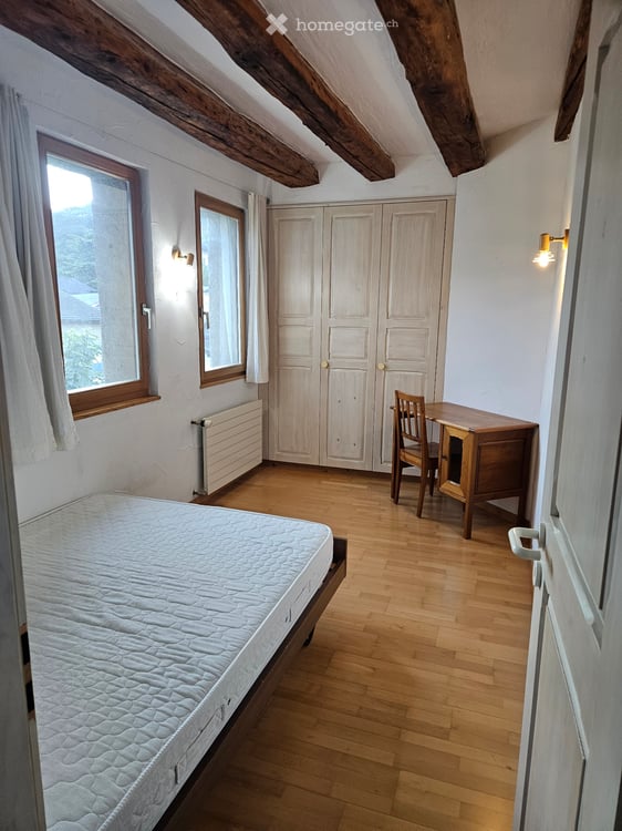 Sierre chambre pour étudiante ou apprentie en colocation 1