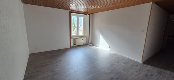 Bel appartement de 2.5 pces à Noiraigue 2
