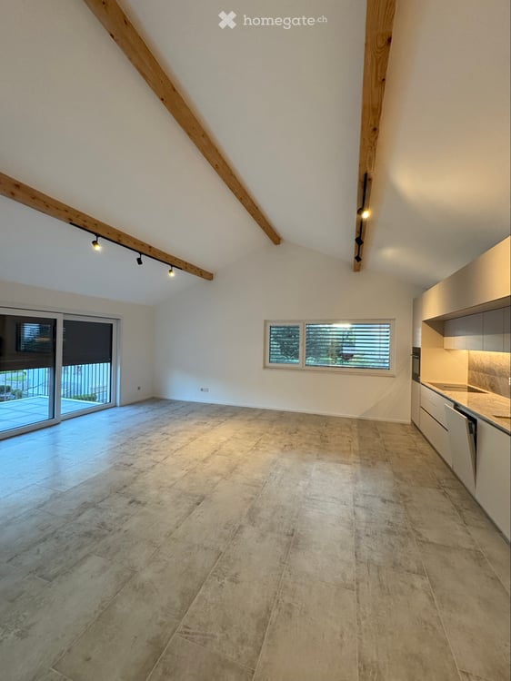 4½-Zimmer-Galeriewohnung in Wünnewil zu vermieten 1