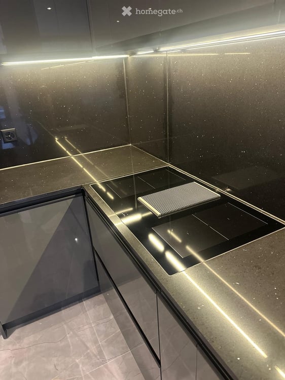 Traumhafte 2.5 Zimmerwohnung ERSTVERMIETUNG 4