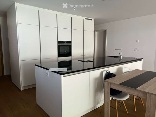 2.5 pièces avec jardin privé en plein centre de Martigny 2