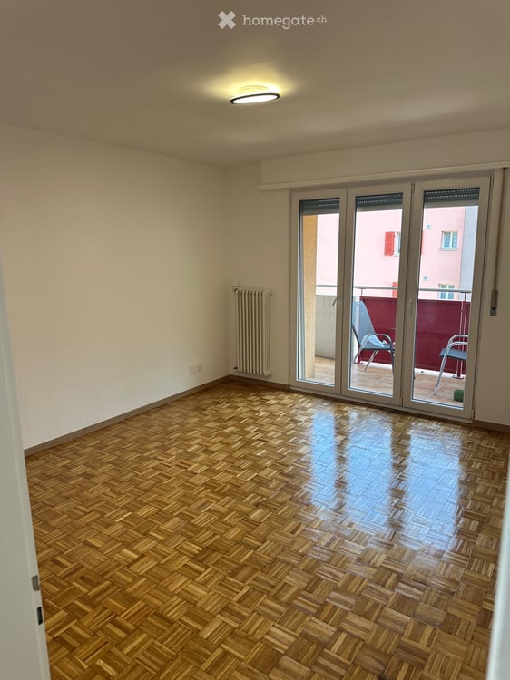 Bel appartement tout juste rénové au coeur de St-Maurice 1