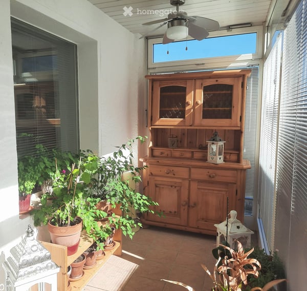 Bel appartement, spacieux, 2,5 pièces + petite véranda 2