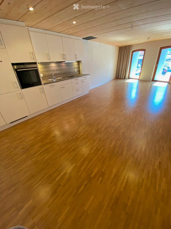Cet appartement peut, également servir de bureau 3