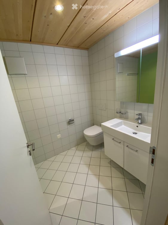 Cet appartement peut, également servir de bureau 2
