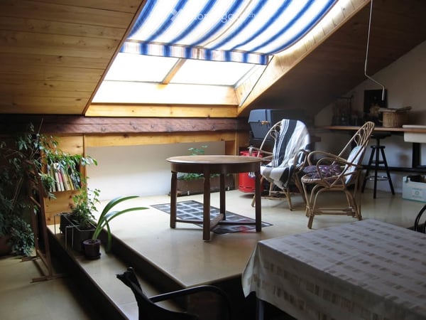 Triplex 3.5 pièces. 180 m² + espace sous combles de 45 m² 2