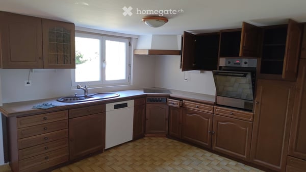 Appartement de 5.5 pièces   Vue magnifique  Libre de suite 4