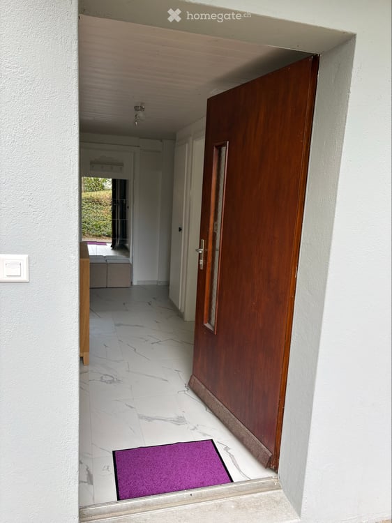 Location d'un appartement 2.5 pièces meublé à Neuchâtel 1