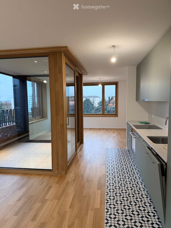Studio de 50 m² avec loggia à Lausanne Malley 2660 CHF/mois 1
