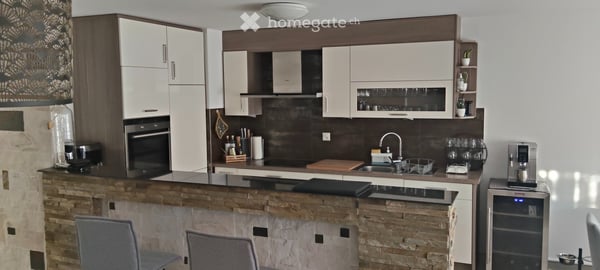 Bel appartement de 3,5 pièces à louer à Fribourg 2
