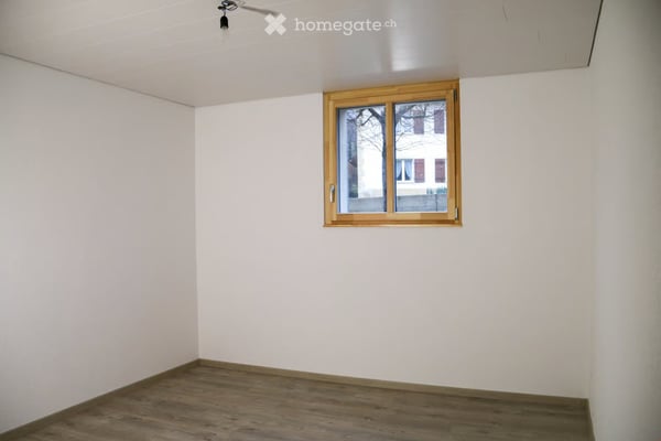 Appartement de 2.5 pièces ( 82 m2 ) Rez-de-chaussée 5