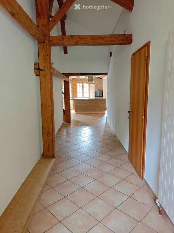 Appartement 4,5 pièces avec écurie et terrain pour chevaux 3