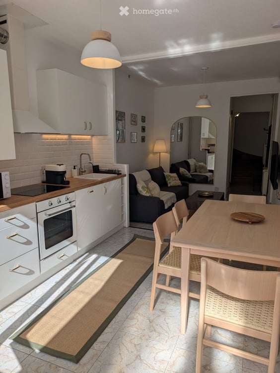 Maison meublée et rénovée 90 m², parking, Gex centre 4