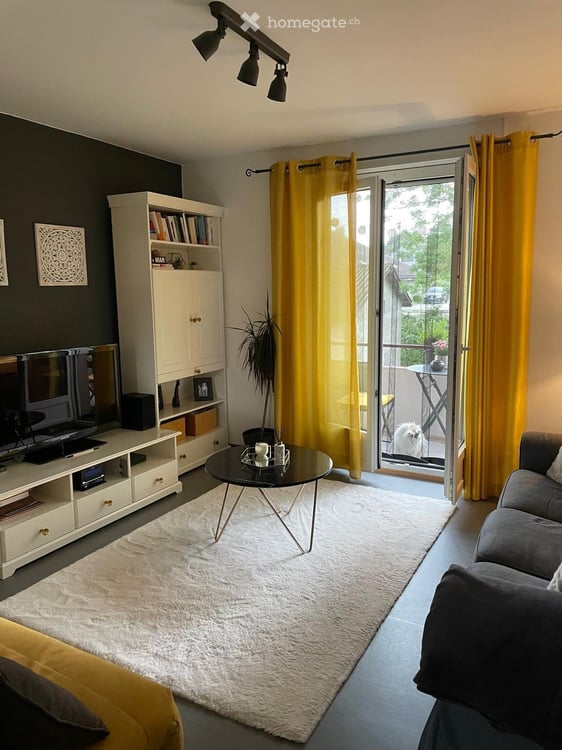 Appartement 4.5 pièces, spacieux et lumineux à Fontaines NE 2