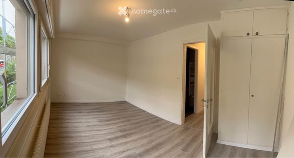 Bel appartement 2 1/2 pcs avec vue sur le lac de Neuchâtel 4