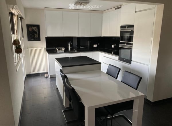 Spacieux appartement de 2,5 pièces à Lausanne 1