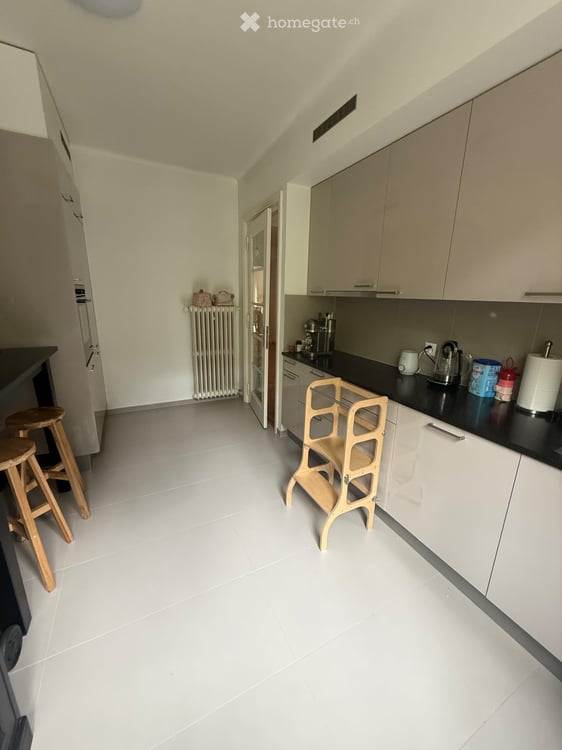 Un appartement de caractère au coeur de Lausanne de 4.5 p. 8