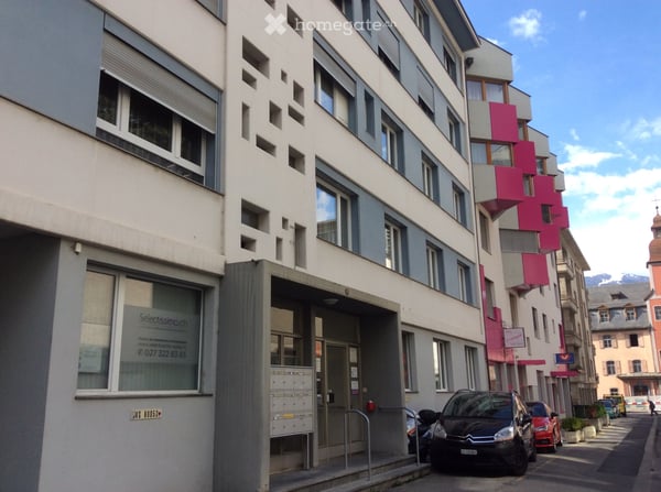 Sion, appartement sous les toits, 100m de la vieille ville 5