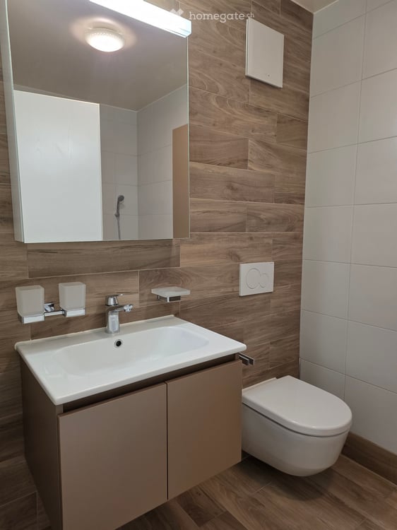 Spacieux apparemment 3.5 pc 4